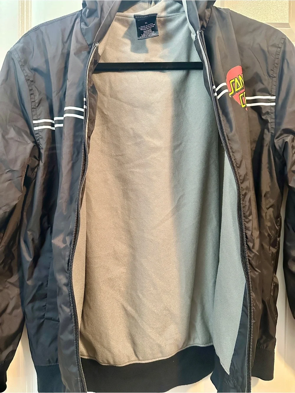 The Original Santa Cruz Skateboards Streetwear Kids Hooded Windbreaker Jacket XL